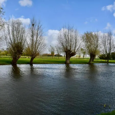 شقة In With Ocean Views